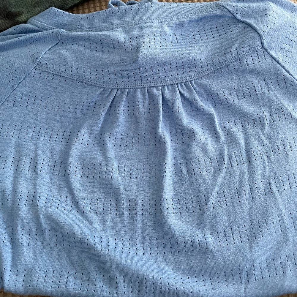 T By Talbots
NWT Pointelle Stripe Raglan Long-sleeve
Drawstring Top X - Picture 5 of 7